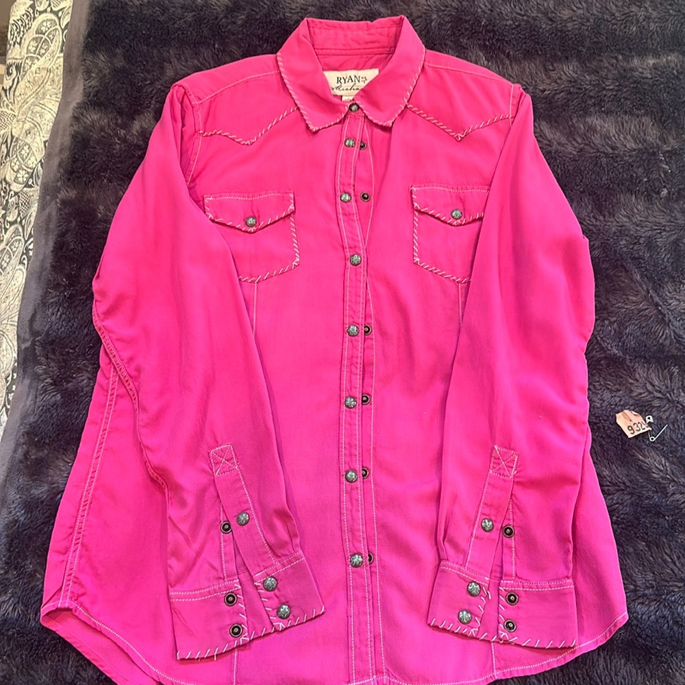 Ryan Michael pink, whipstitched detail. Long sleeve snap button up